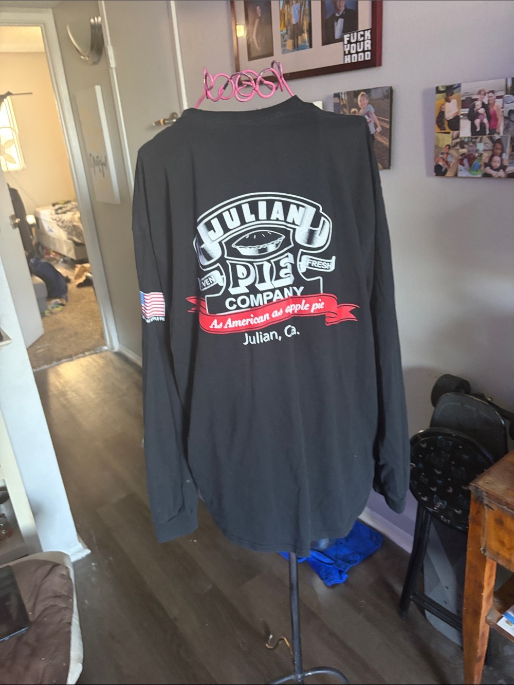 Julian Pie Company Men’s Black Long-Sleeve Logo Tee